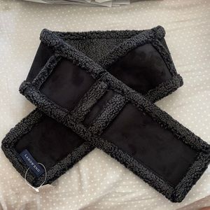 Land’s End Shearling Scarf